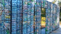 Desa ini dikenal dengan The Plastic Bottle Village. Bangunan di desa ini terbuat dari ribuan sampah botol plastik (Dok The Plastic Bottle Village)