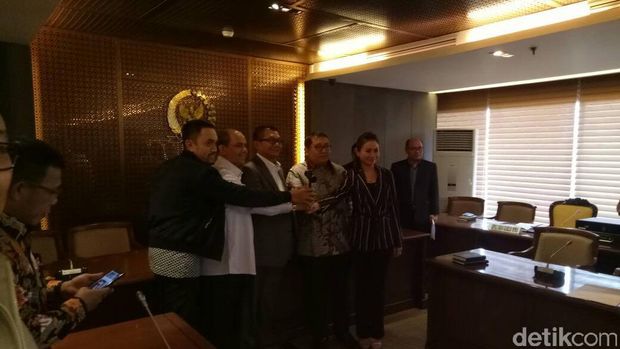Pemilihan Ketua Pansus Angket KPK / 