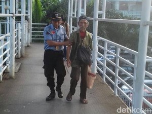 Petugas Tangkap Pengemis yang Bawa Rp 3,5 Juta di Matraman