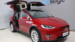 Mobil Listrik Tesla Model X Mengaspal di Jakarta
