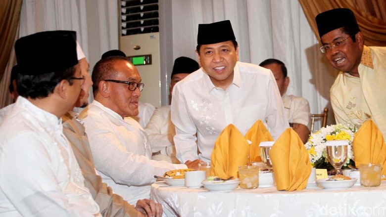 Ada Usul Wanbin Golkar Dilibatkan Minta Novanto Legawa Mundur Ada Usul Wanbin Golkar Dilibatkan Minta Novanto Legawa Mundur
