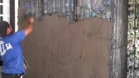 Desa seluas 33,6 hektar ini dibangun dengan teknik eco-building, dimana berkonsep pembangunan berkelanjutan tanpa merusak lingkungan (Dok The Plastic Bottle Village)