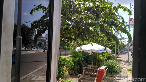 Kondisi pos polisi yang viral menilang pengendara beberapa waktu lalu.