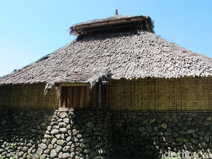 Masjid Kuno Bayan Beleq di Lombok