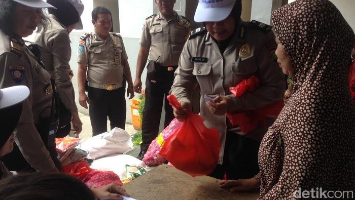 Bulog Gandeng Polri Operasi Pasar Beras Hingga Bawang Merah