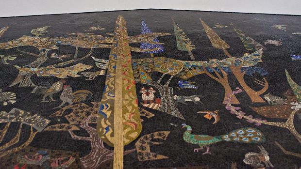 Karpet gedung yang dahulu digunakan Freemason (marcianoartfoundation.org)