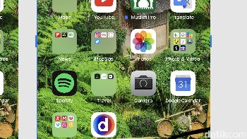 Ketika melakukan screenshoot, foto tidak langsung tersimpan. Akan ada pop-up di ujung kiri bawah. Ketika ditekan, kita bisa melakukan sedikit pengeditan sebelum akhirnya disimpan. Foto: detikINET/Adi Fida Rahman