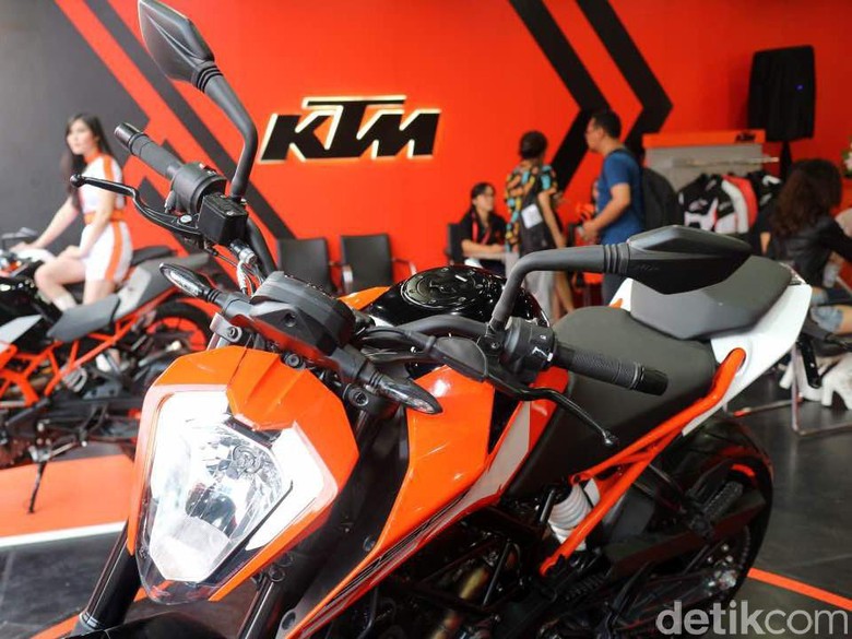 Beda 2 Motor Sport Anyar KTM Duke 250 dan Duke 390