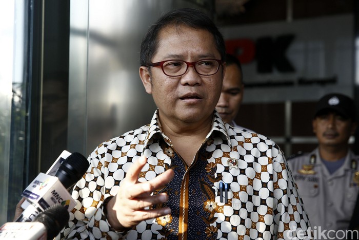 Kominfo Bantu Polri Cari Pengunggah Chat baladacintarizieq