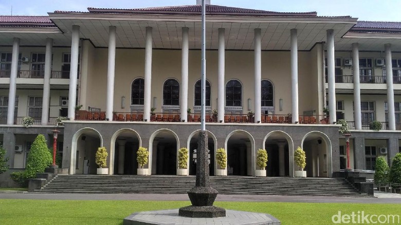 Lolos SBMPTN UGM? Segera Registrasi dan Unggah Dokumen Lolos SBMPTN UGM? Segera Registrasi dan Unggah Dokumen