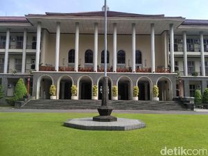 UGM Klaim Sudah Tawarkan Jalur Hukum untuk Kasus Perkosaan Mahasiswi