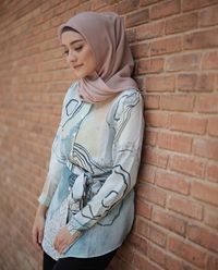 Hijab Warna Cream