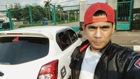 Dan setelahnya Aris menghilang dan muncul kembali dengan kabar dirinya menjadi driver online. Dok. Instagram/aris_mania08