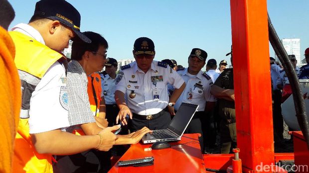  Dirjen Hubdat, Pudji Hartanto Iskandar mengecek kesiapan sarana prasarana mudik Lebaran, Kamis (8/6/2017)