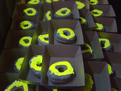 Glonut, Donat <i>Glow-in-the-dark</i> yang Unik dari Sydney