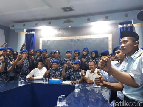 Bela Amien Rais, Kader Simpatik PAN Jatim Siap ke KPK