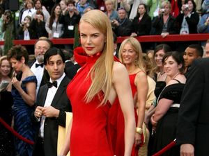 Foto: Inspirasi Penampilan Menawan Nicole Kidman di Red Carpet