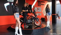 KTM Duke 390 diluncurkan di PRJ Kemayoran, Jakarta.