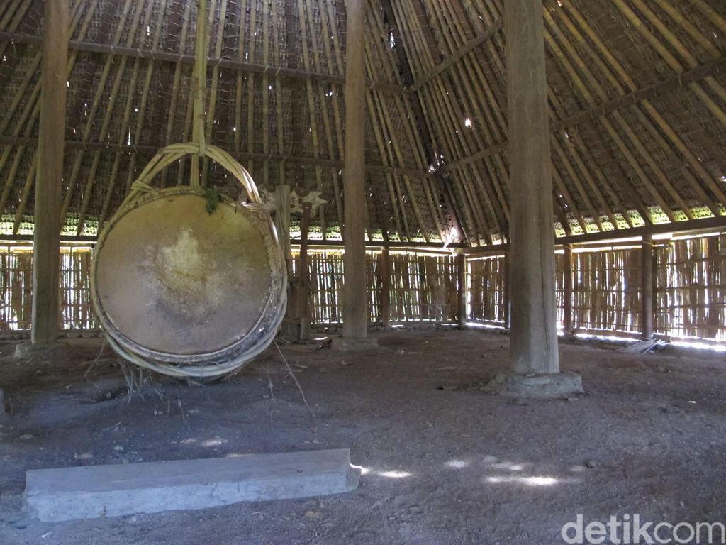 Masjid Kuno Bayan Beleq di Lombok
