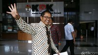 Rudiantara tiba di KPK sekitar pukul 14.19 WIB. Dia mengenakan batik lengan panjang berwarna krem.