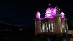 Foto: Masjid Terapung Palu dengan Cahaya 7 Warna Sebelum Kena Tsunami