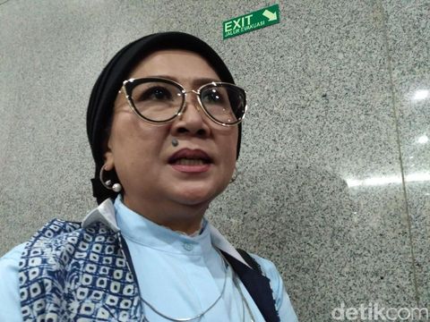  kakak angkat Ahok, Nana Riwayatie
