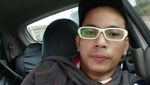 Jadi Driver Taksi Online, Ini Gaya Aris Idol