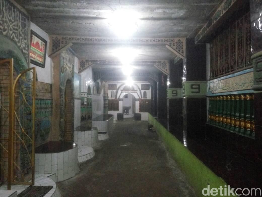 Masjid Seribu Pintu Tangerang