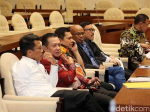 ICW: PDIP-Golkar Punya Konflik Kepentingan Besar di Pansus Angket