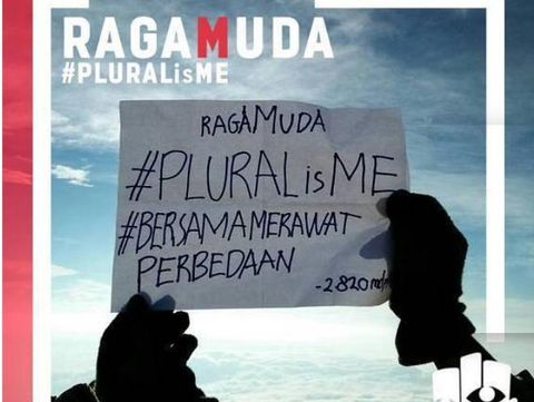 Gerakan #PLURALisME kolaborasi SMA Al Izhar Pondok Labu dan Kanisius Jakarta.