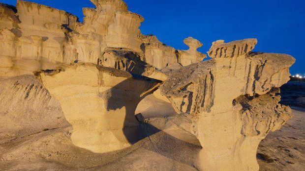 Sekilas seperti di film fiksi ilmiah (Visit Mazarro)