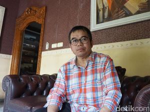 Jokowi Terima Surat Pengunduran Diri Yudi Latif dari Kepala BPIP