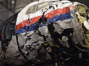 Gambar-gambar Terakhir Korban MH17 Boleh Dilihat Keluarga