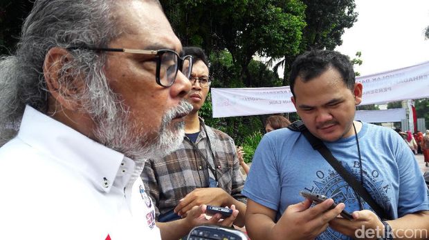 Ketua Komnas Perlindungan Anak Arist Merdeka Sirait.