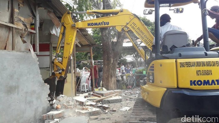 337 RHU dan 847 Bangli di Surabaya Ditertibkan Selama 2017