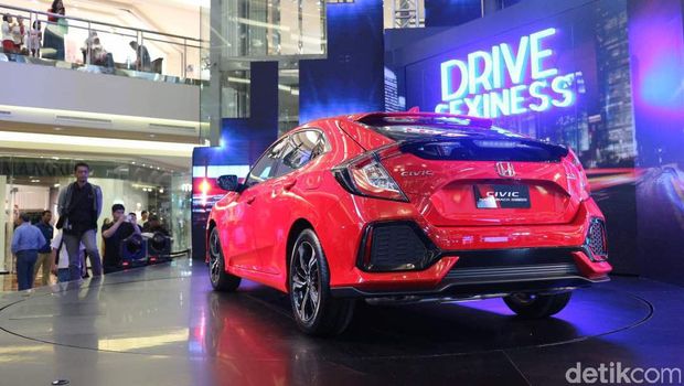 Honda Civic Hatchback Turbo