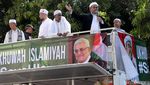 Begini Penampakan Aksi Bela Ulama di Luar Masjid Istiqlal