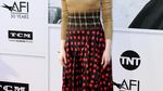 Emma Stone Tampil Cantik Di Karpet Merah