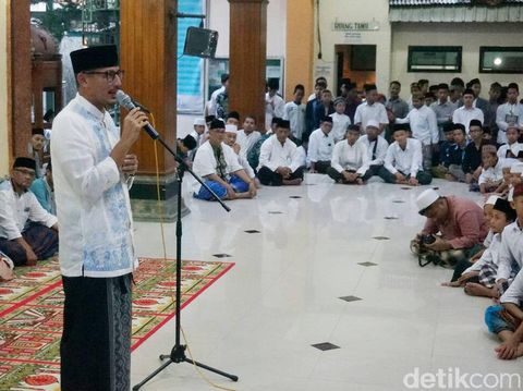 Sandiaga Motivasi Santri Tebuireng Jadi Pengusaha Ekonomi 