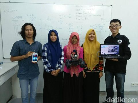 Kenalkan RoPo, Robot Pemburu Korban Gempa Bikinan Mahasiswa Aceh