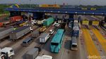 Potret Gerbang Tol Cikarang Utama dari Ketinggian