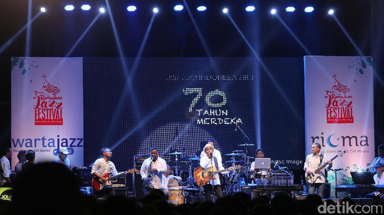 Menghidupkan Pancasila dan Kebinekaan Lewat Ramadan Jazz Festival Menghidupkan Pancasila dan Kebinekaan Lewat Ramadan Jazz Festival