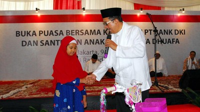 Buka Puasa Bersama Kaum Dhuafa