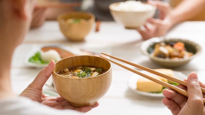 Ilustrasi pola makan warga Jepang. Foto: iStock Ilustrasi pola makan warga Jepang. Foto: iStock