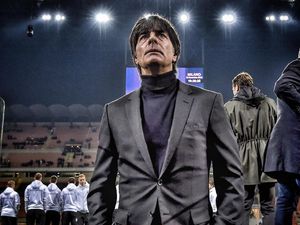 Tertarik Latih Bayern, Loew?