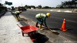 Pelebaran Jalan Tol Cikampek Jelang Mudik