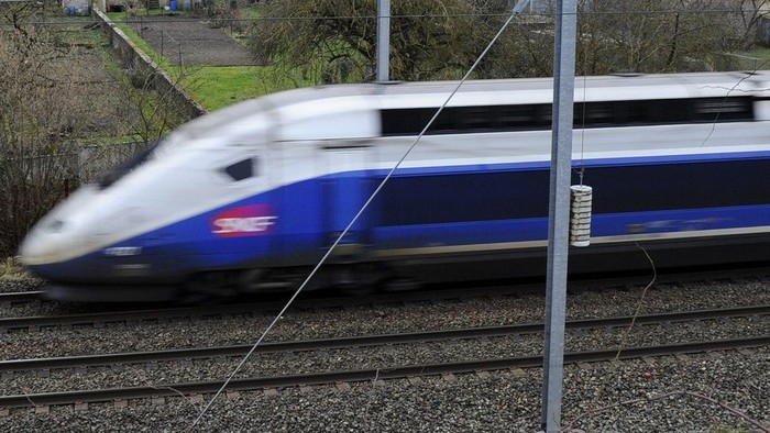 Latihan Dialog di Toilet Kereta Prancis, Aktor Drama Dikira Teroris