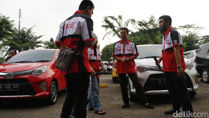 Toyota Calya di Mata Suami Ayudia Bing Slamet