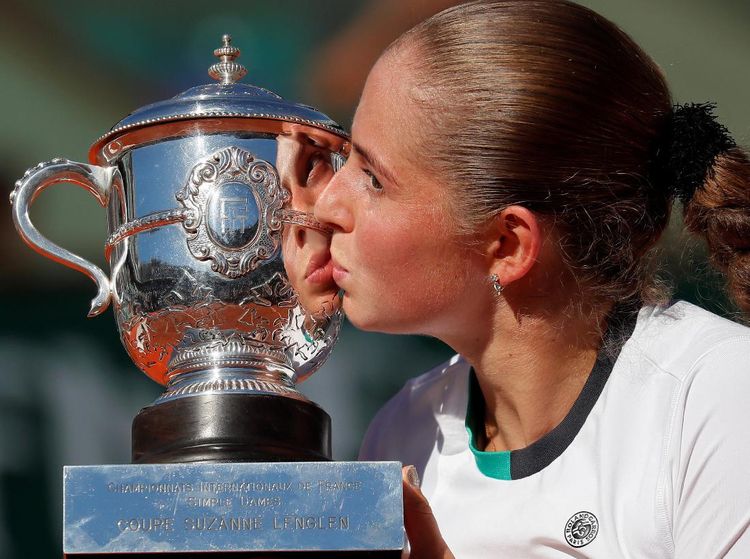 Ostapenko Juara Prancis Terbuka