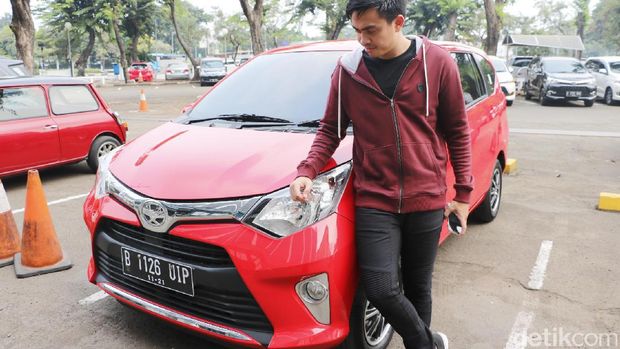 Bagi Suami Ayudia Bing Slamet Nyetir Sendiri Jadi Hiburan Bagi Suami Ayudia Bing Slamet Nyetir Sendiri Jadi Hiburan